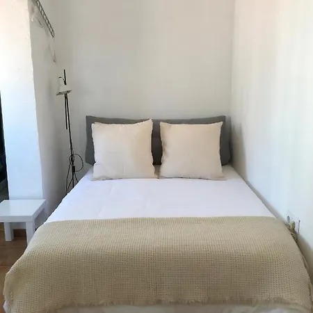 Ac Remedios Apartment